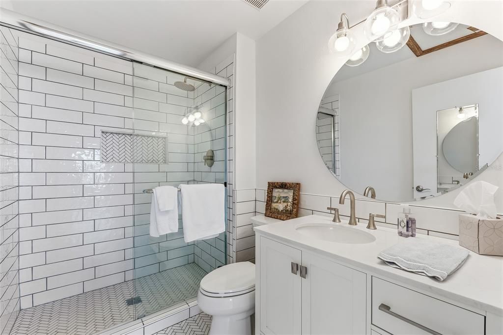 Active With Contract: $3,995,000 (4 beds, 4 baths, 2301 Square Feet)