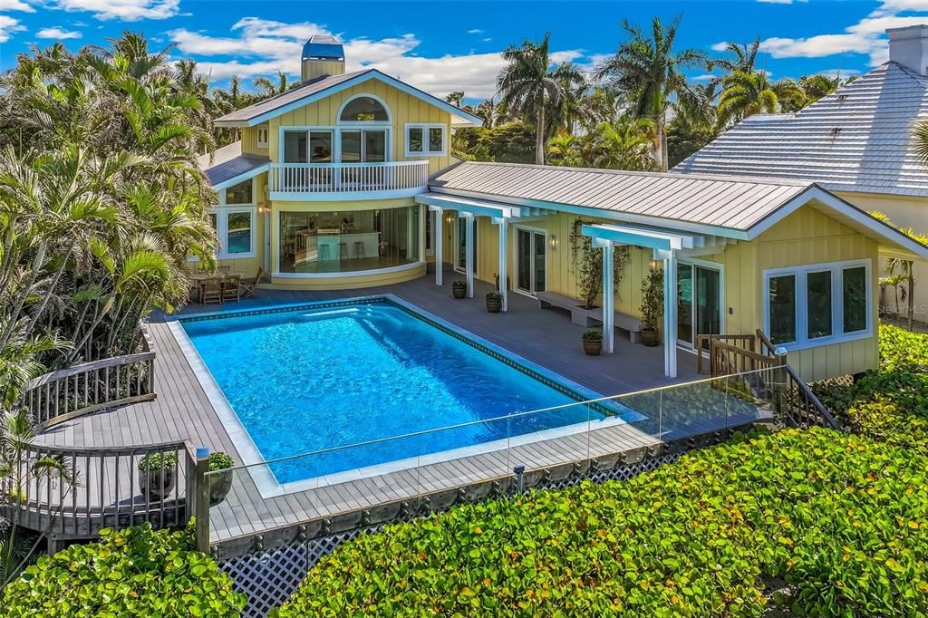 Active With Contract: $3,995,000 (4 beds, 4 baths, 2301 Square Feet)