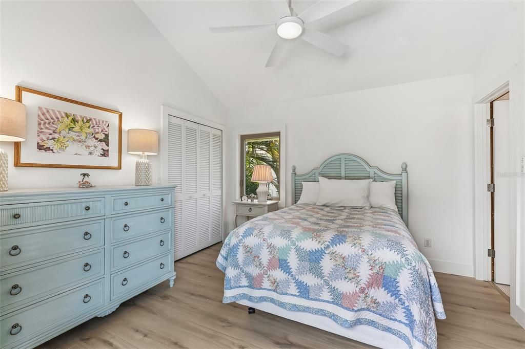 Active With Contract: $3,995,000 (4 beds, 4 baths, 2301 Square Feet)