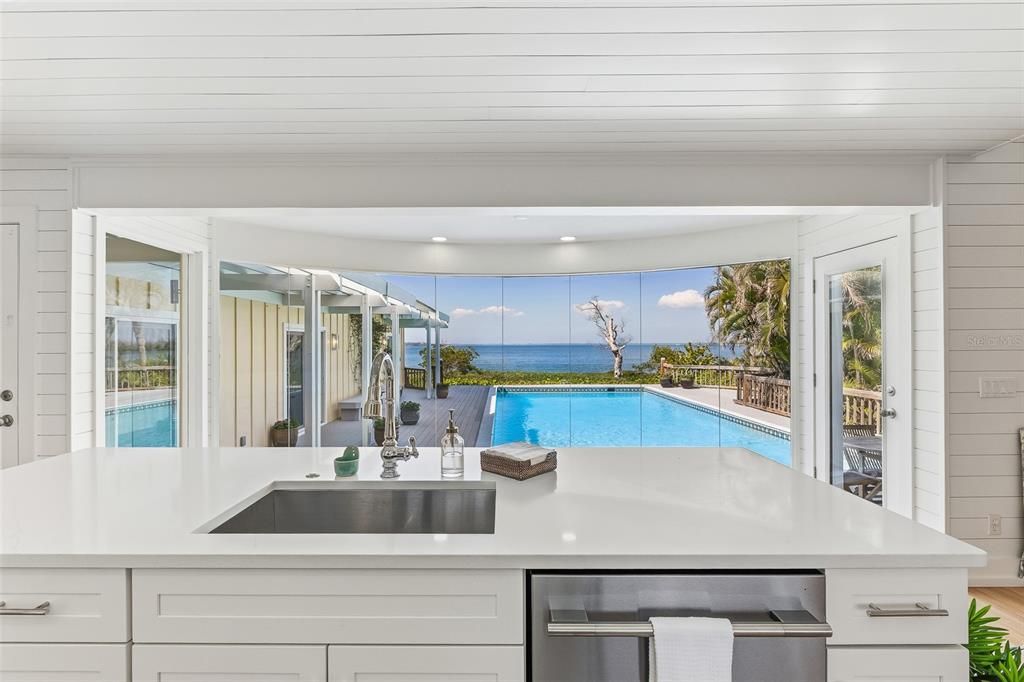 Active With Contract: $3,995,000 (4 beds, 4 baths, 2301 Square Feet)