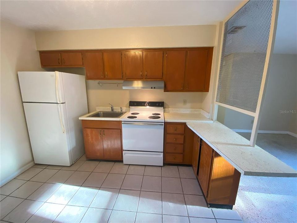 В аренду: $1,449 (2 спален, 1 ванн, 750 Квадратных фут)