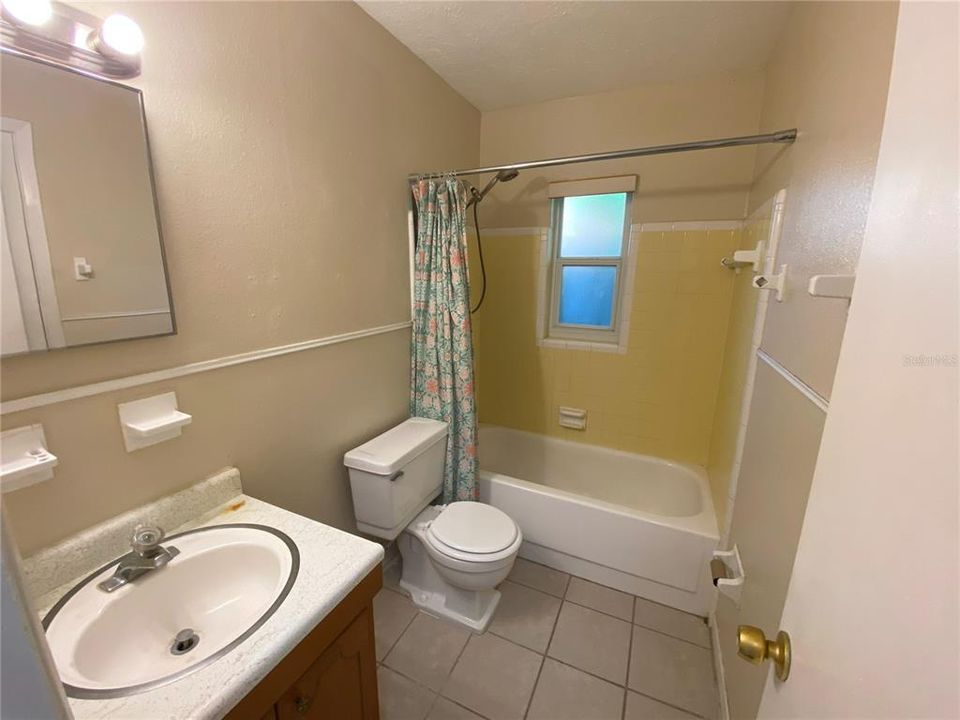 В аренду: $1,449 (2 спален, 1 ванн, 750 Квадратных фут)