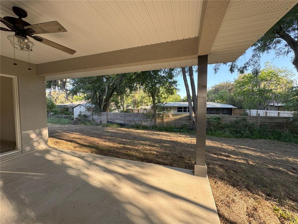 For Rent: $1,750 (3 beds, 2 baths, 1334 Square Feet)
