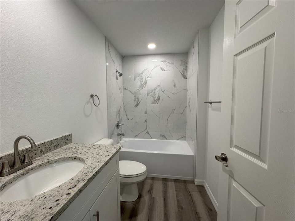 For Rent: $1,750 (3 beds, 2 baths, 1334 Square Feet)