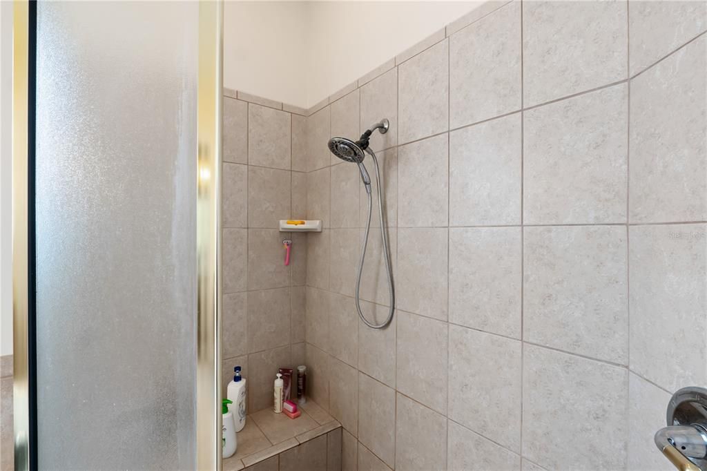 En Venta: $479,900 (3 camas, 2 baños, 2248 Pies cuadrados)