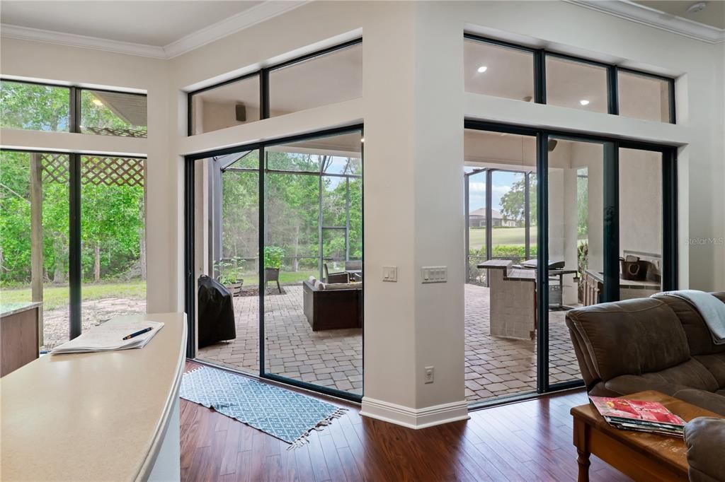 En Venta: $479,900 (3 camas, 2 baños, 2248 Pies cuadrados)