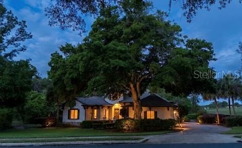 En Venta: $479,900 (3 camas, 2 baños, 2248 Pies cuadrados)