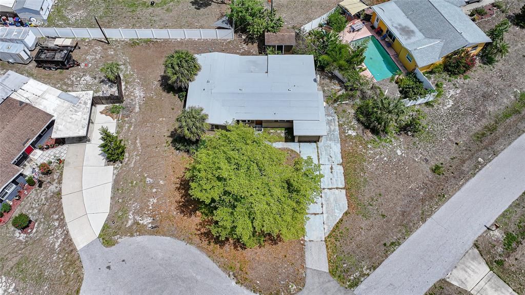 For Sale: $199,000 (3 beds, 3 baths, 1688 Square Feet)