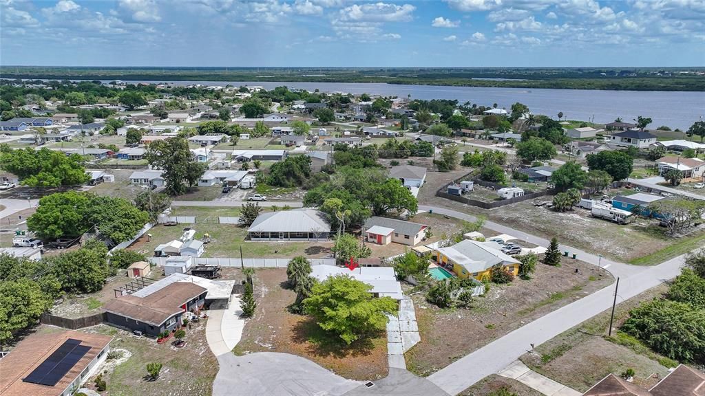 For Sale: $199,000 (3 beds, 3 baths, 1688 Square Feet)