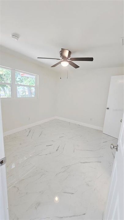 En Venta: $489,999 (4 camas, 0 baños, 1848 Pies cuadrados)