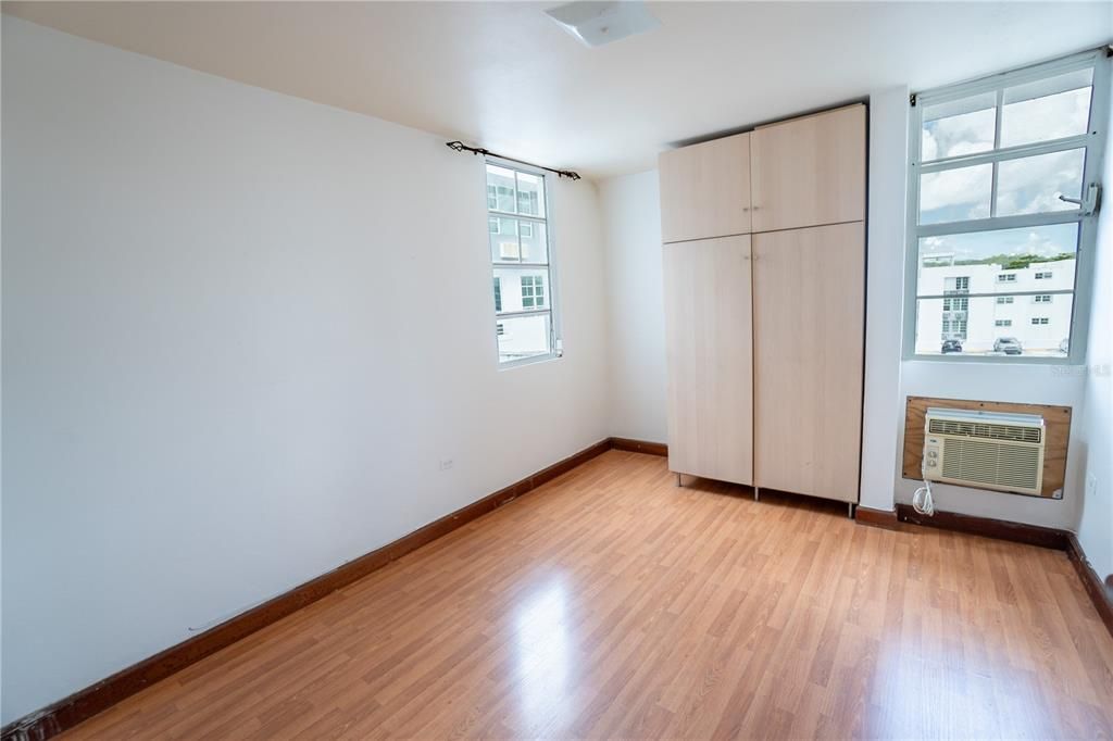 Activo con contrato: $275,000 (3 camas, 2 baños, 0 Pies cuadrados)