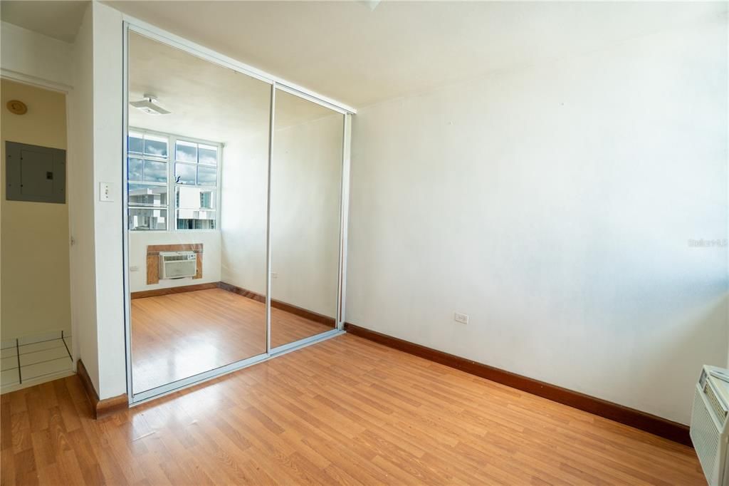Activo con contrato: $275,000 (3 camas, 2 baños, 0 Pies cuadrados)