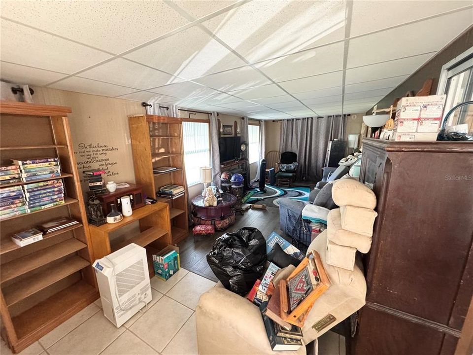 На продажу: $145,000 (2 спален, 2 ванн, 1360 Квадратных фут)