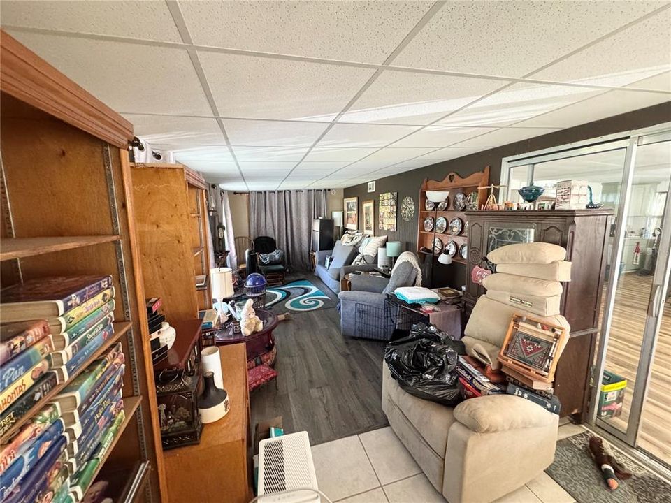 На продажу: $145,000 (2 спален, 2 ванн, 1360 Квадратных фут)