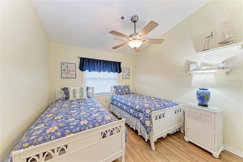 En Venta: $215,000 (2 camas, 2 baños, 1207 Pies cuadrados)