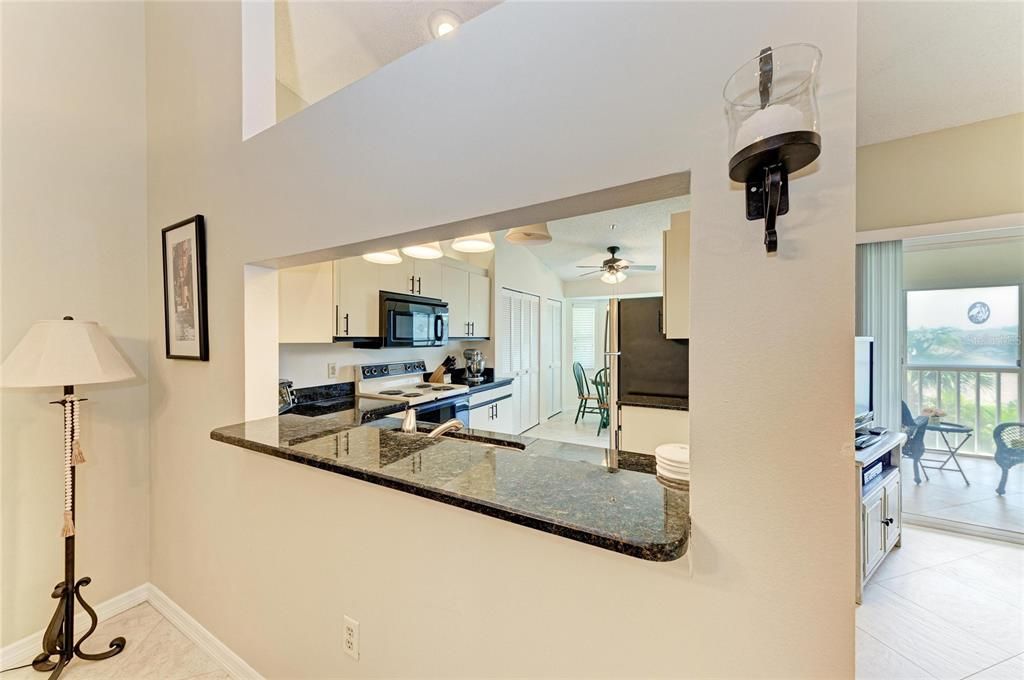 En Venta: $215,000 (2 camas, 2 baños, 1207 Pies cuadrados)