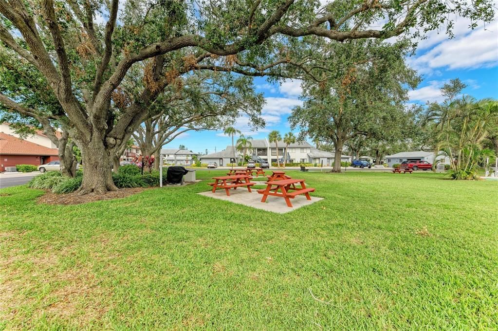 En Venta: $215,000 (2 camas, 2 baños, 1207 Pies cuadrados)