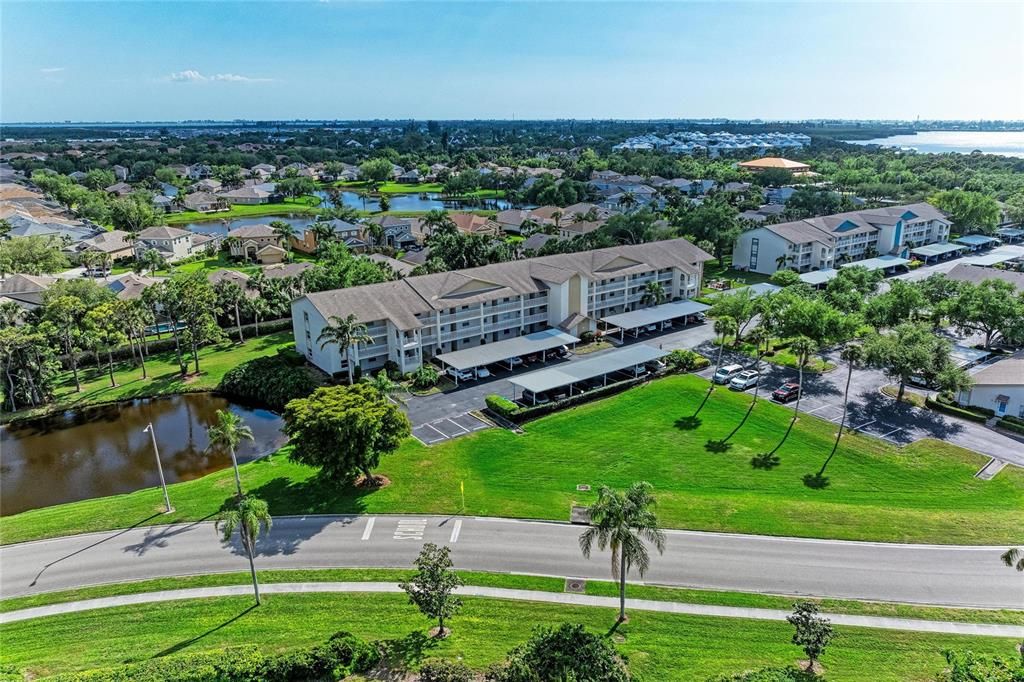 En Venta: $215,000 (2 camas, 2 baños, 1207 Pies cuadrados)