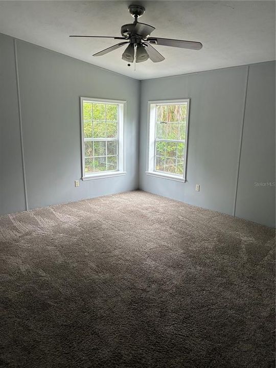 En Venta: $269,900 (3 camas, 2 baños, 2094 Pies cuadrados)