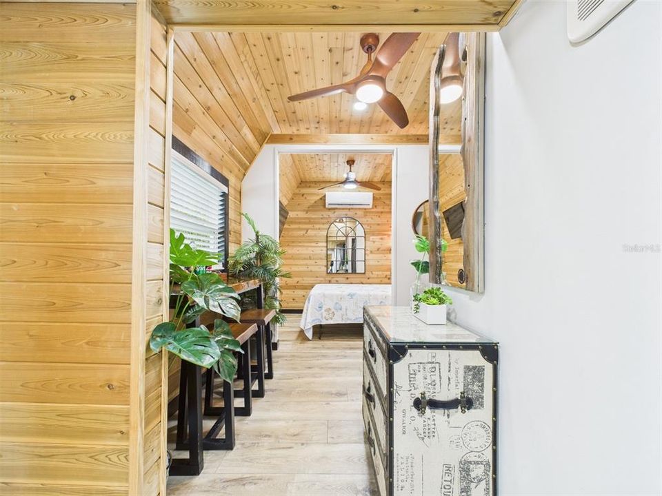 En Venta: $299,900 (4 camas, 0 baños, 1098 Pies cuadrados)