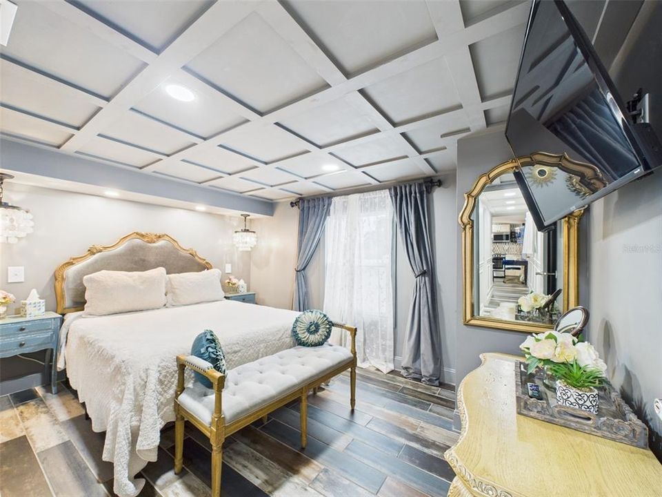 En Venta: $299,900 (4 camas, 0 baños, 1098 Pies cuadrados)