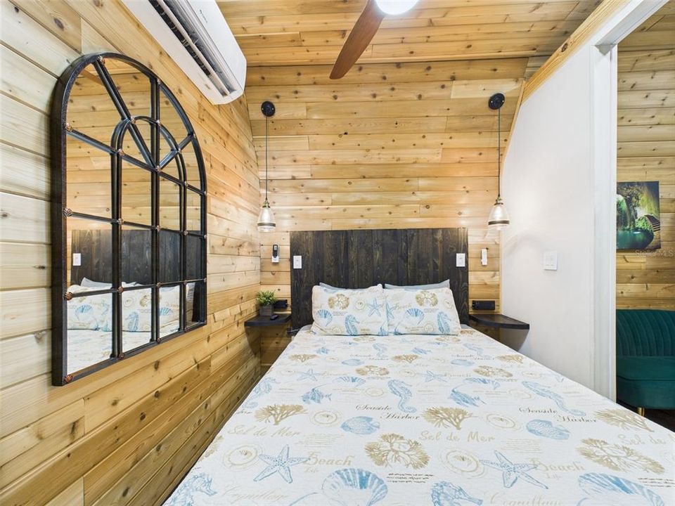 En Venta: $299,900 (4 camas, 0 baños, 1098 Pies cuadrados)