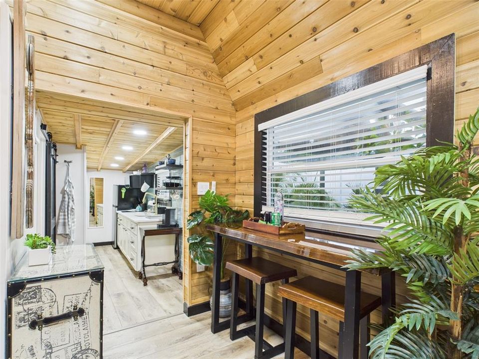 En Venta: $299,900 (4 camas, 0 baños, 1098 Pies cuadrados)