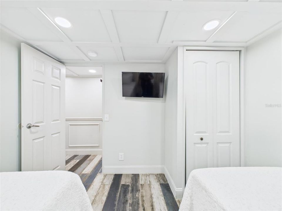 En Venta: $299,900 (4 camas, 0 baños, 1098 Pies cuadrados)