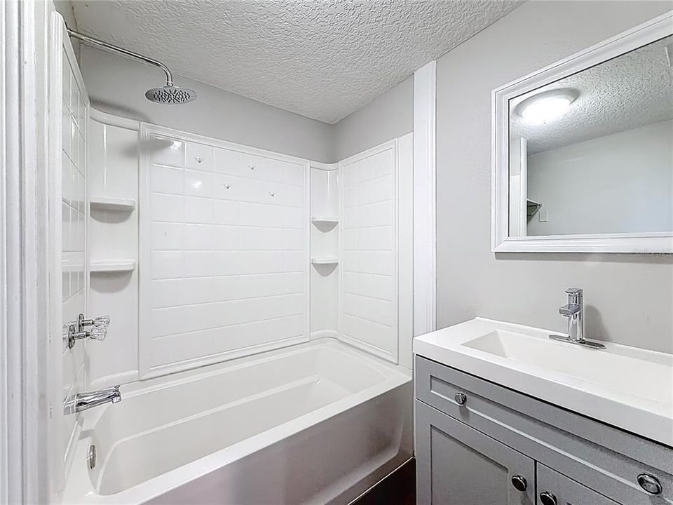 待售: $365,000 (0 贝兹, 0 浴室, 2360 平方英尺)