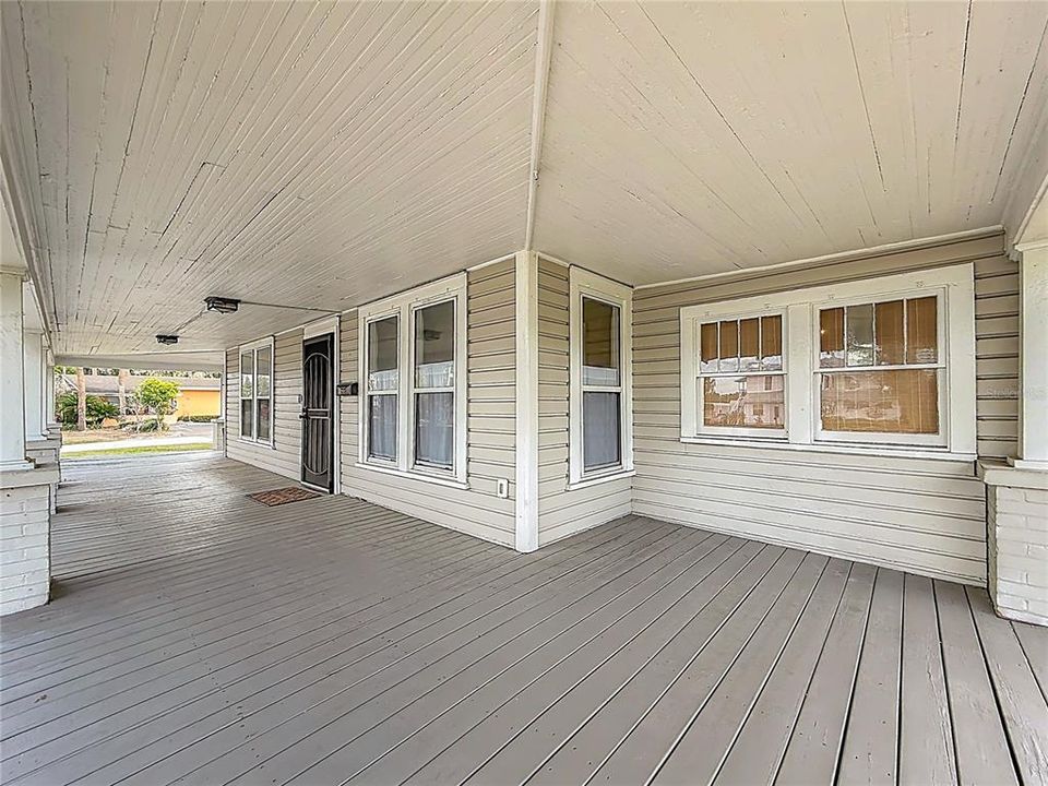 待售: $365,000 (0 贝兹, 0 浴室, 2360 平方英尺)