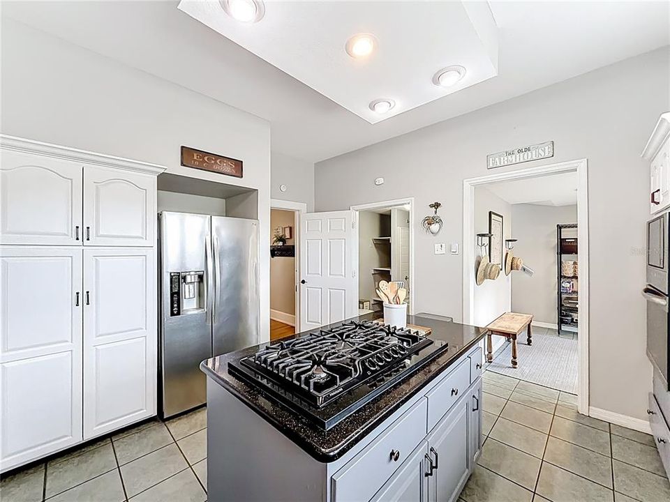 待售: $365,000 (0 贝兹, 0 浴室, 2360 平方英尺)