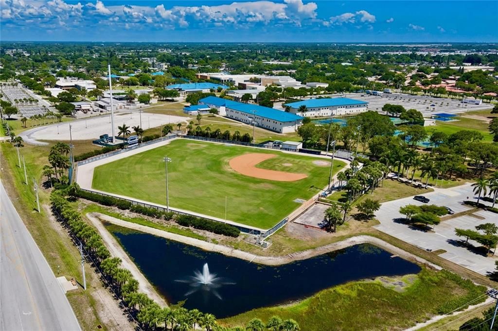 В аренду: $3,000 (2 спален, 2 ванн, 1215 Квадратных фут)