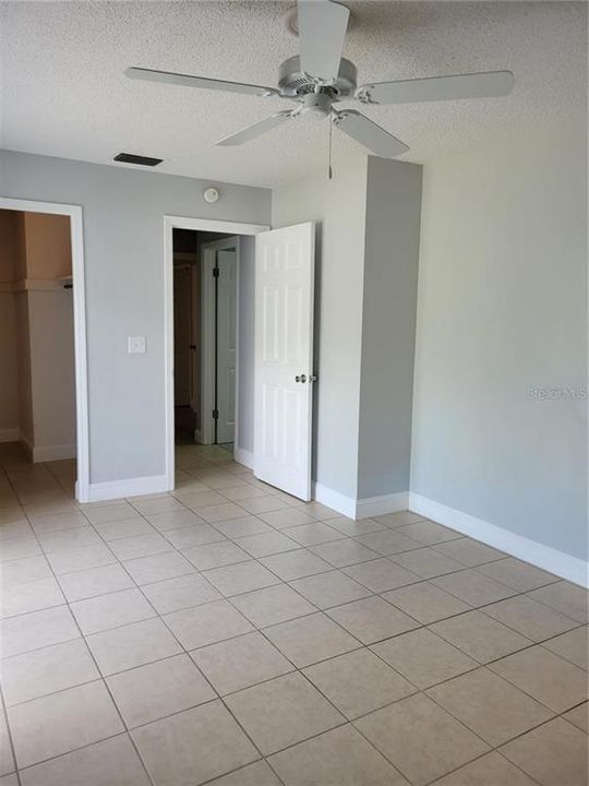 В аренду: $1,750 (2 спален, 2 ванн, 1104 Квадратных фут)