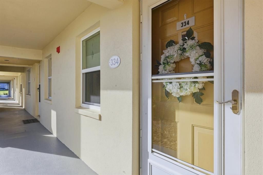 待售: $270,000 (2 贝兹, 2 浴室, 1002 平方英尺)