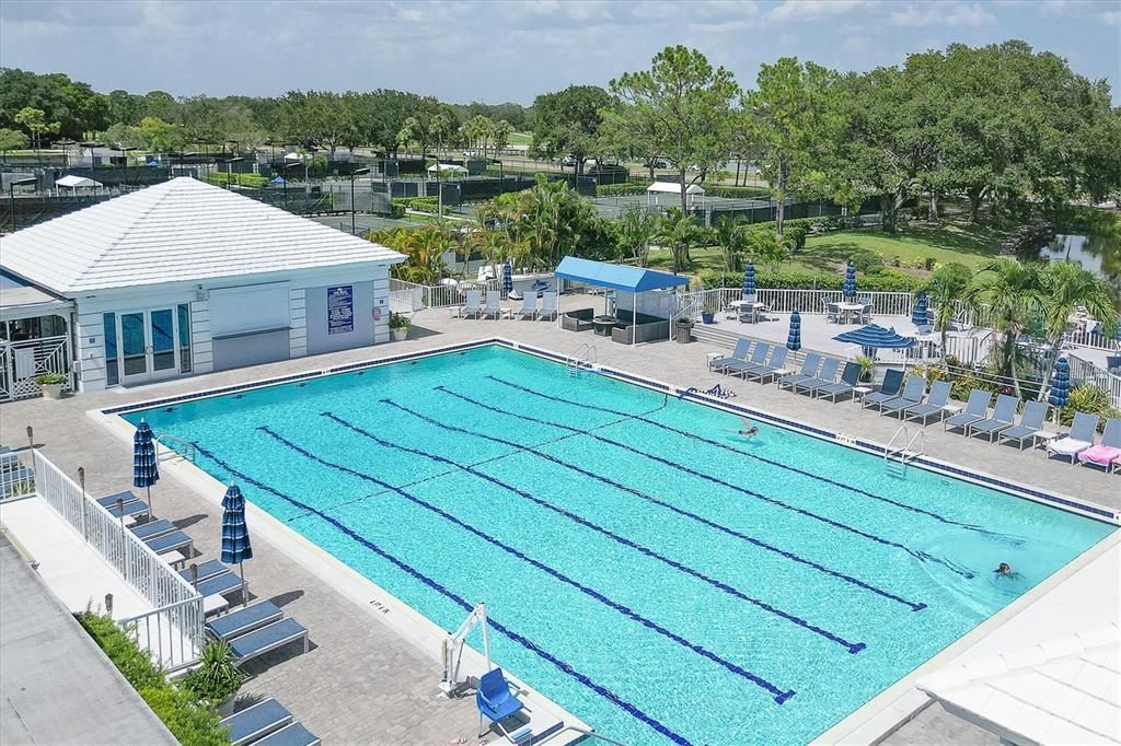 待售: $270,000 (2 贝兹, 2 浴室, 1002 平方英尺)