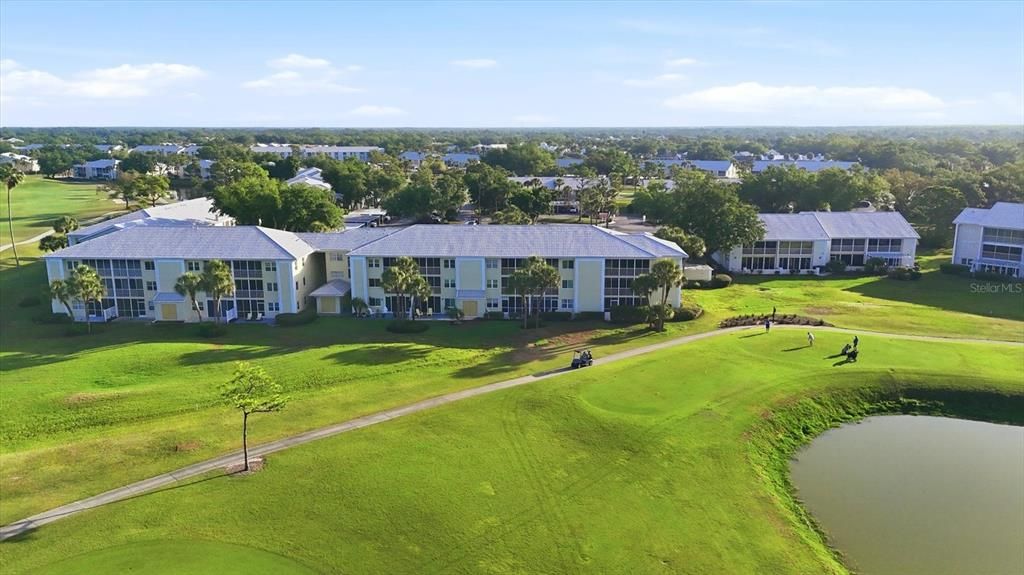 待售: $270,000 (2 贝兹, 2 浴室, 1002 平方英尺)