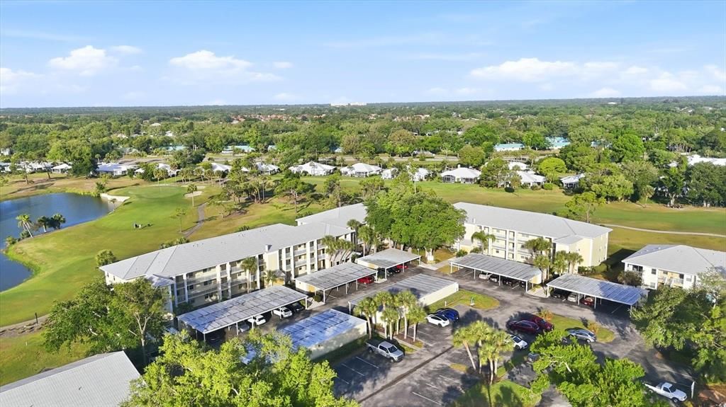 待售: $270,000 (2 贝兹, 2 浴室, 1002 平方英尺)