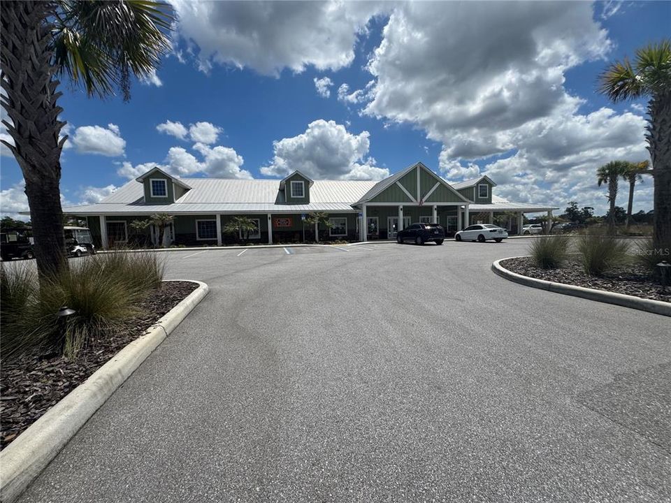 На продажу: $89,000 (0.09 acres)