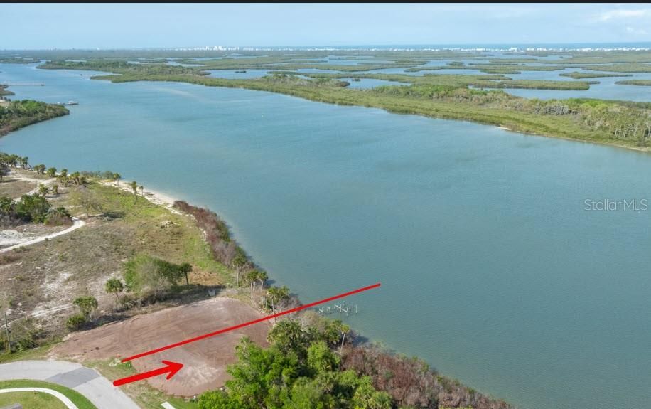 待售: $799,000 (0.34 acres)