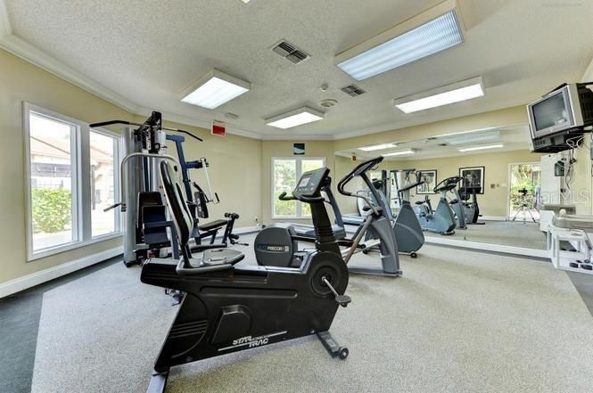 For Sale: $149,900 (1 beds, 1 baths, 688 Square Feet)
