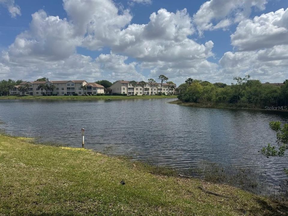 For Sale: $149,900 (1 beds, 1 baths, 688 Square Feet)