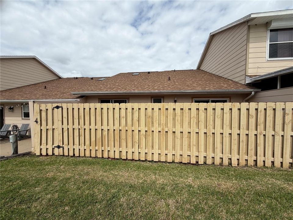 Active With Contract: $150,000 (2 beds, 2 baths, 1155 Square Feet)