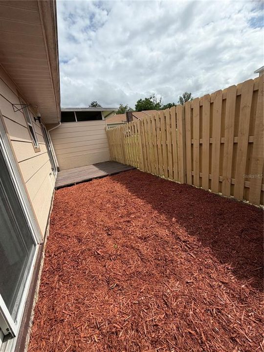 Active With Contract: $150,000 (2 beds, 2 baths, 1155 Square Feet)
