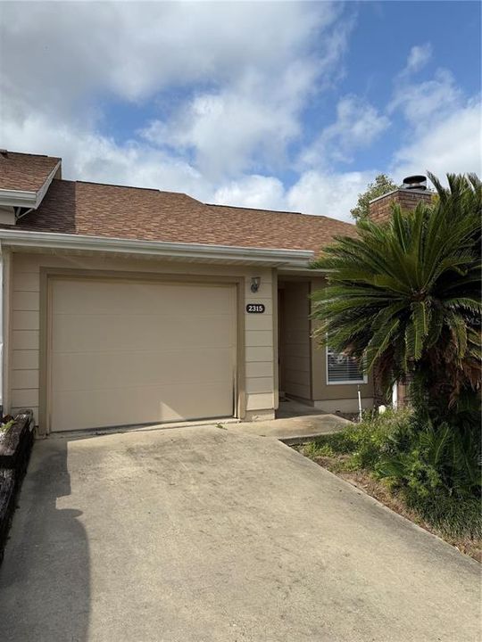Active With Contract: $150,000 (2 beds, 2 baths, 1155 Square Feet)