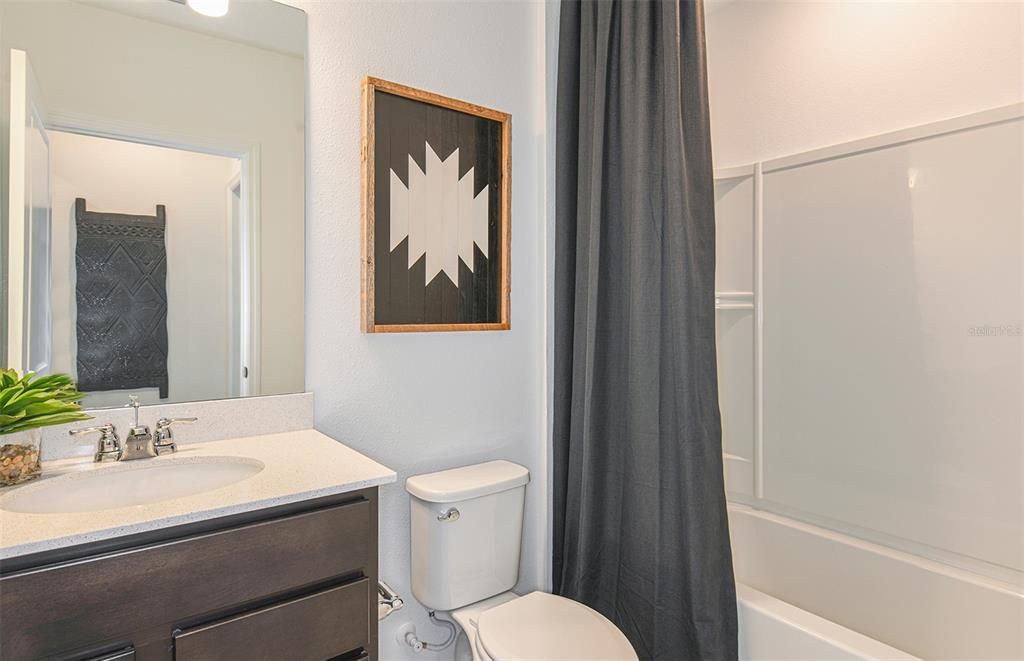 Active With Contract: $477,670 (5 beds, 3 baths, 2615 Square Feet)