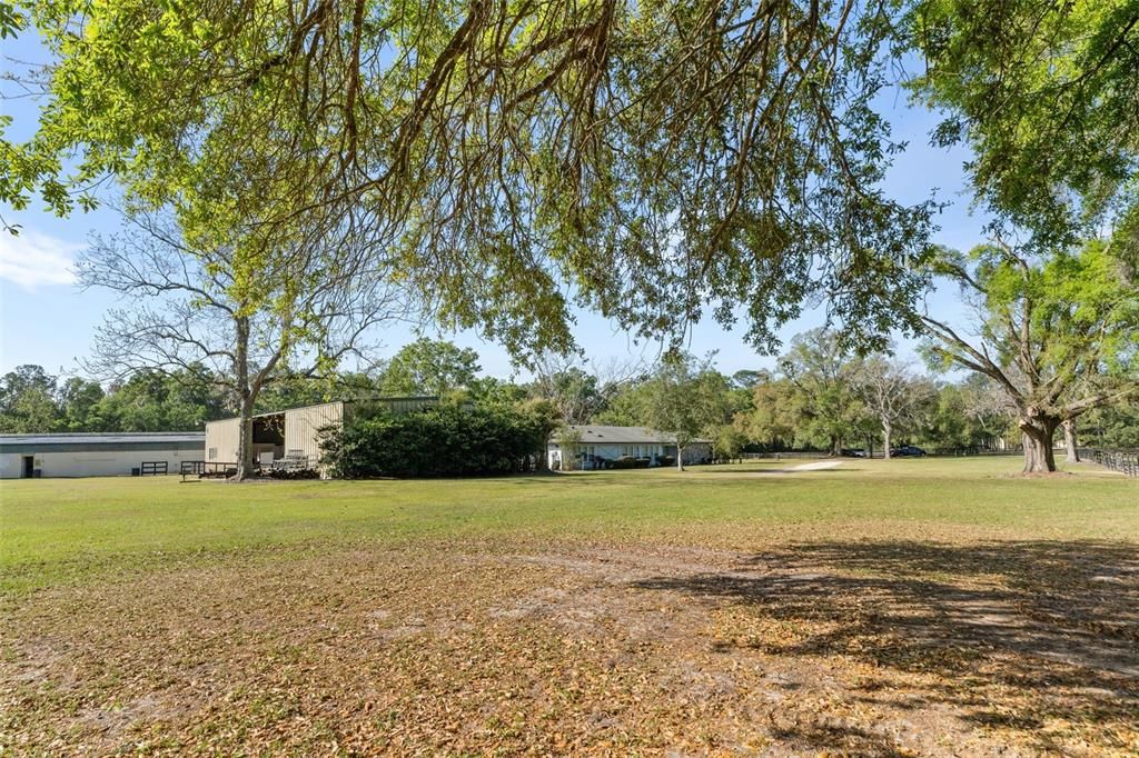 En Venta: $2,690,000 (4 camas, 3 baños, 2414 Pies cuadrados)