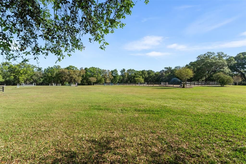 En Venta: $2,690,000 (4 camas, 3 baños, 2414 Pies cuadrados)