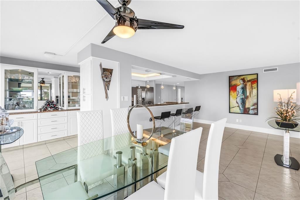 На продажу: $750,000 (2 спален, 2 ванн, 1430 Квадратных фут)