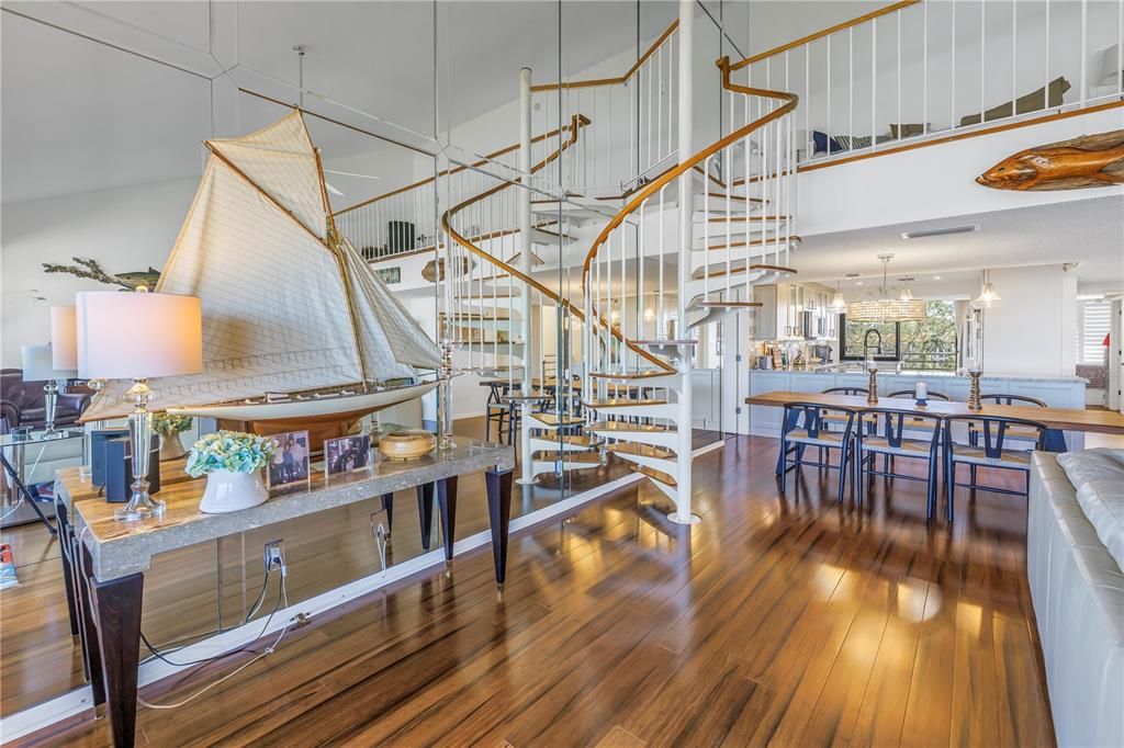 En Venta: $1,185,000 (2 camas, 3 baños, 2460 Pies cuadrados)