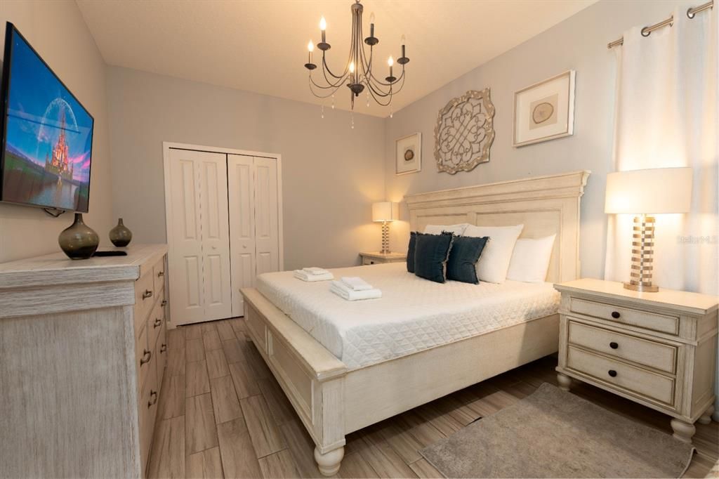For Sale: $718,000 (5 beds, 5 baths, 3067 Square Feet)